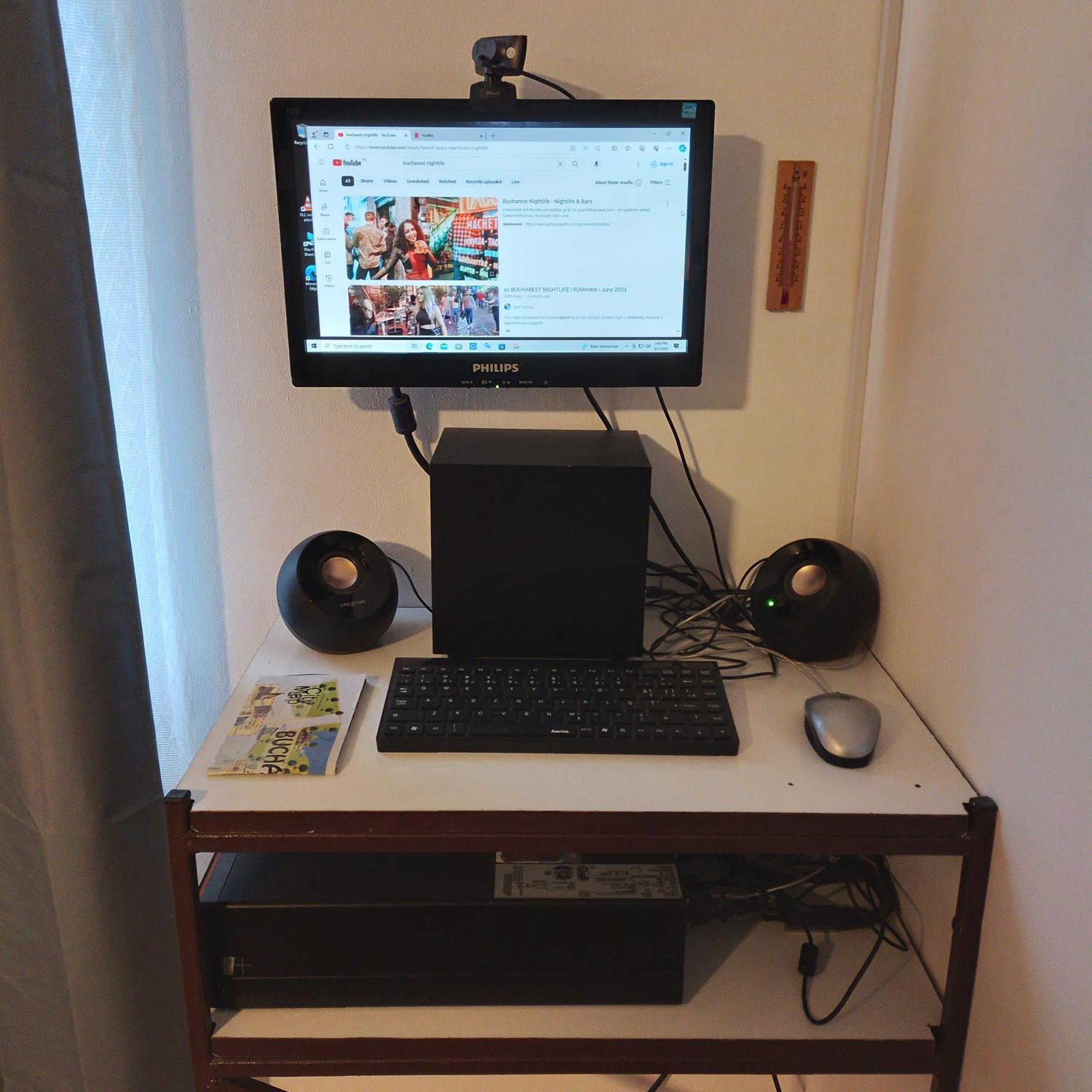 Apartament Mic Dormitor Informativ Turistic *